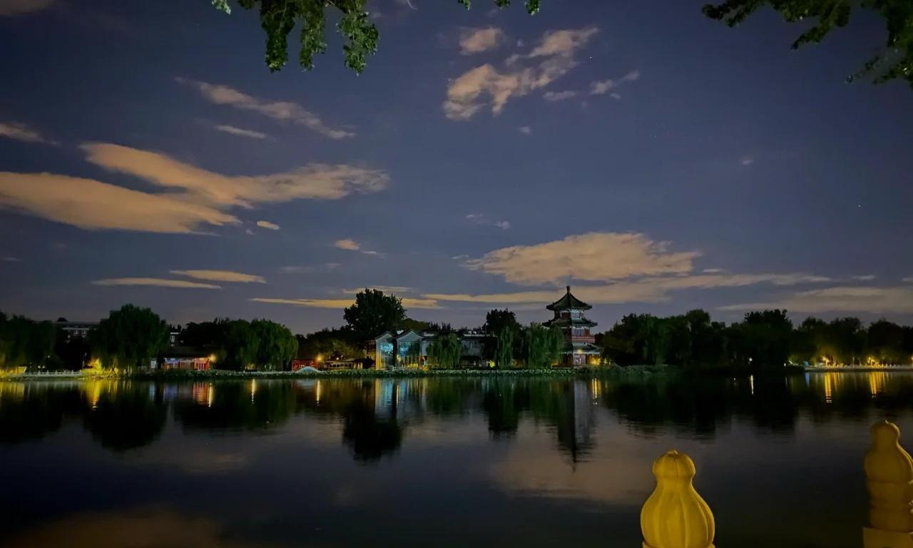 北京晚上有什么好玩的地方，推荐北京夜生活最值得去的地方